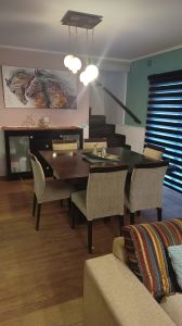 ALQUILER TEMPORARIO, HERMOSA CASA CUENTA CON TV ,WIFI, PARILLA, ENTRADA DE AUTO, ALARMA. APTA PARA 6 PERSONAS - imagen1