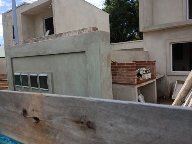 dptos y duplex a estrenar de 3 ambientes, cuentan con cocina comedor, baño, dos habitaciones, patio con parrilla.  - imagen1