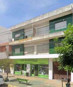 DPTO DE 2 AMBIENTES CON BALCON, AL FRENTE, SOBRE AVENIDA PRINCIPAL DE SANTA TERESITA 2do PISO POR ESCALERA, PARA INVERSION CON GANANCIA SEGURA SE ESCUCHAN PROPUESTAS - imagen1