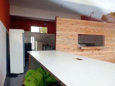 LOCAL CON MUCHO POTENCIAL! MEDIDAS: 5,90 X 8. CONSULTE FINANCIACION !! - imagen1